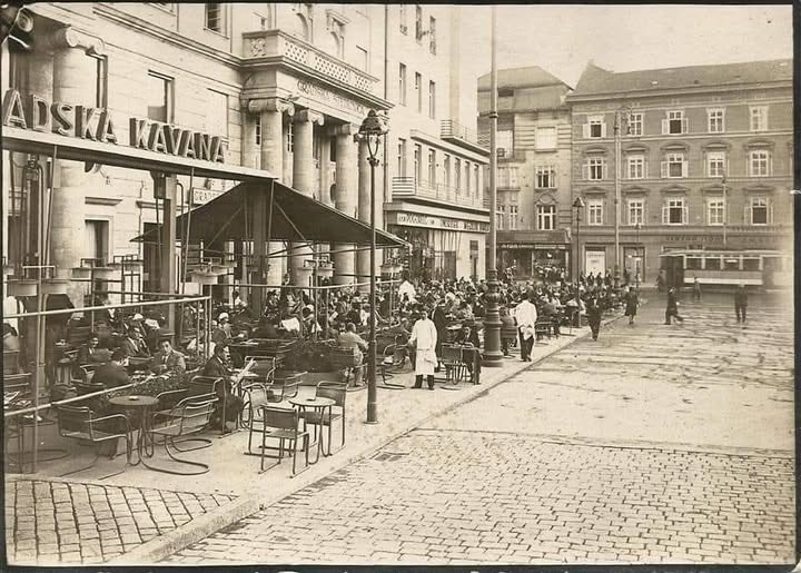 Gradska kavana 1936. godine
